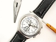 Bandwechsel bei Swatch-Uhren