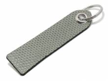 Schlüsselanhänger/Taschenanhänger Leder/Synthetik hellgrau echt Karung (Schlange)