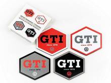 Deko-Untersetzer-Set 4teilig VW GTI - 4 FARBEN MDF/Kork in Pappschachtel von Brisa