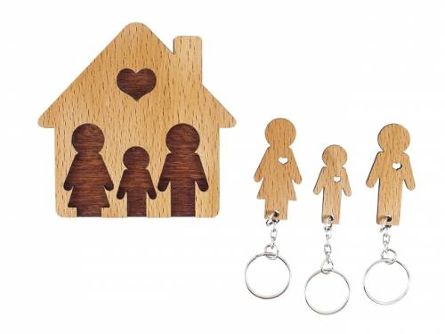Schl�sselbrett mit 3 Schl�sselanh�ngern - Familie mit Sohn aus Holz - Bild vergr��ern 