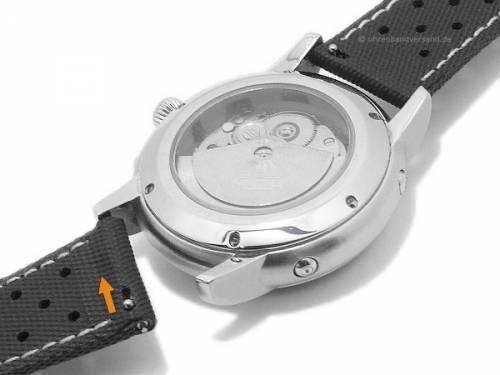 Uhrenarmband 22mm schwarz Synthetik Sail Cloth Racing-Look Schnellwechsel-Federstege ZULUDIVER (Schlie�enansto� 18 mm) - Bild vergr��ern 