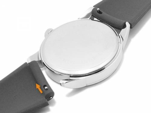 Uhrenarmband 22mm schwarz Silikon mit Schnellwechsel-Federstegen fr SAMSUNG u.a. Uhren & Smartwatches - Bild vergrern 